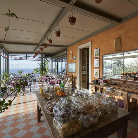 מלון Bellavista Boutique 3*